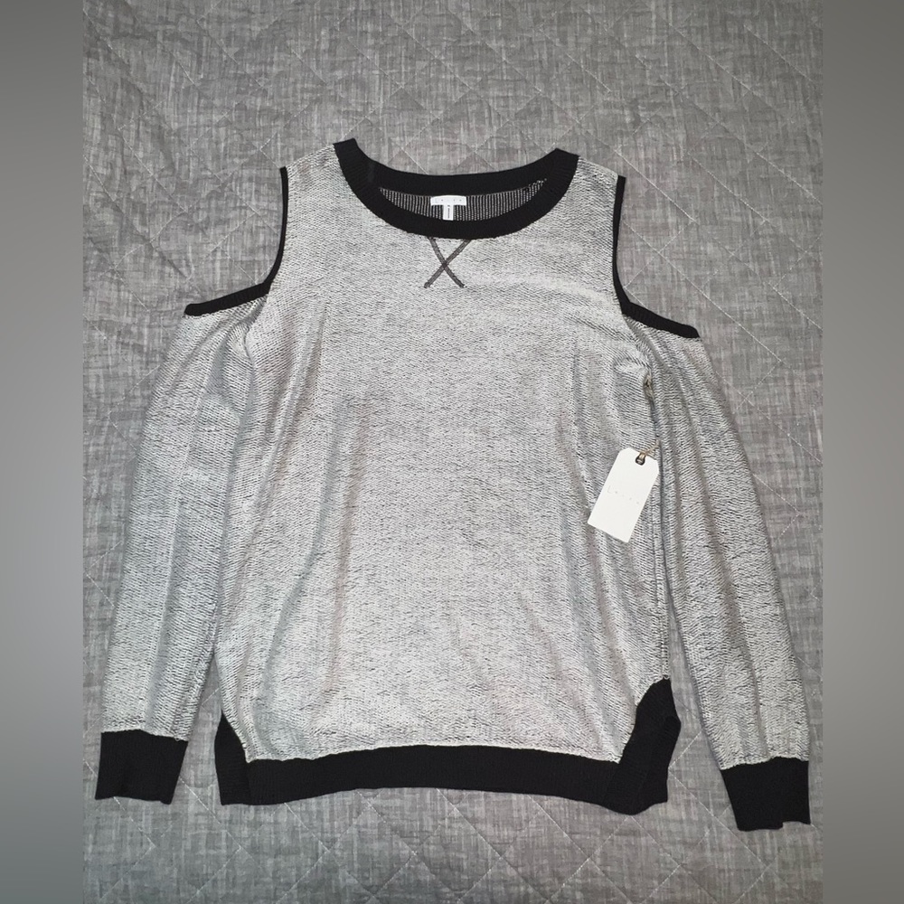 Leith cold shoulder sweater NWT